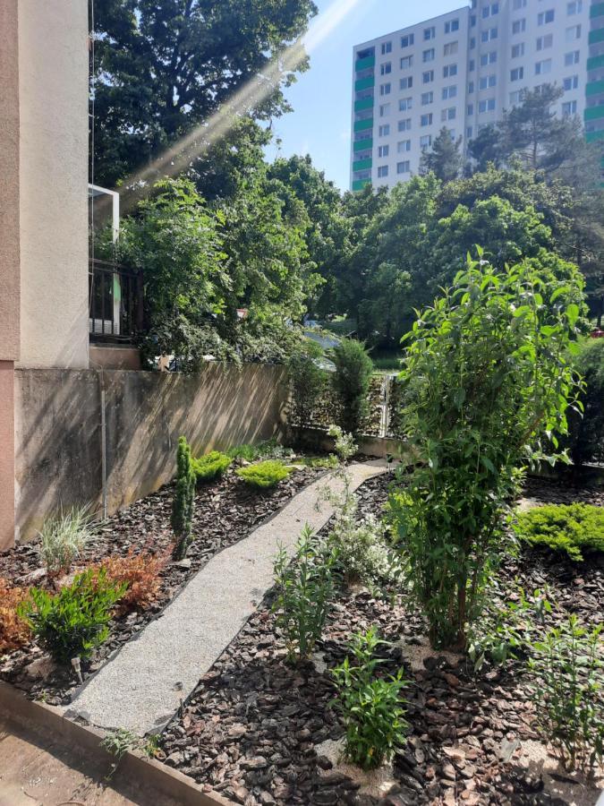 Apartment Klimka With Balcony, Free Wifi And Free Parking Bratislava Buitenkant foto